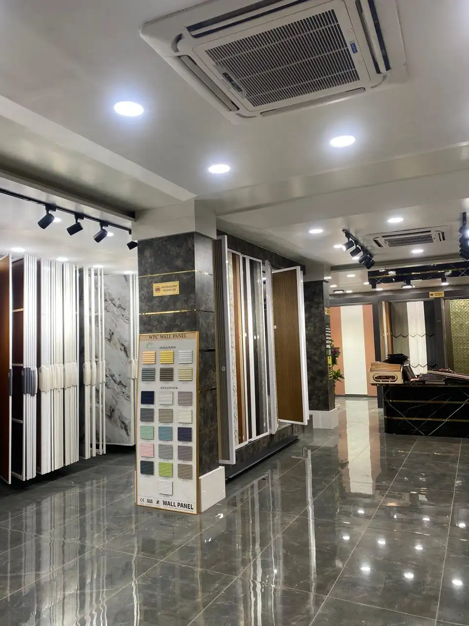 Catalogue counter in the laminate section of the showroom